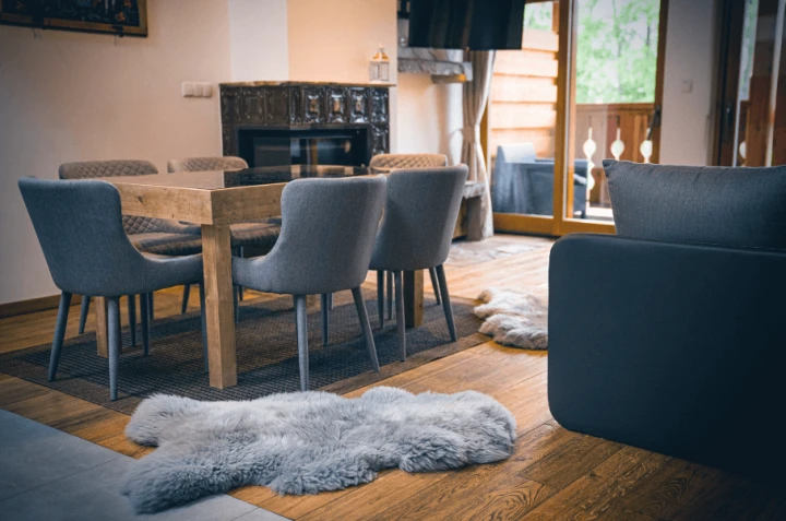 Sheepskin grey