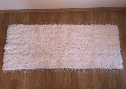 Rug / chair throw, woven, light