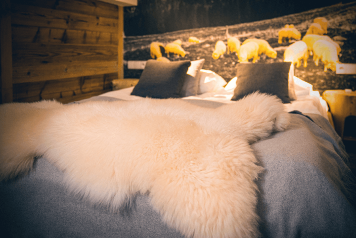 Genuine natural sheepskin cream