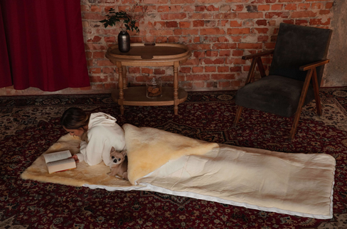 Spací pytel pro dospělé z terapeutické ovčí kůže Relugan
