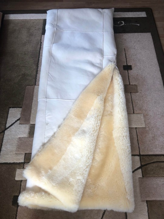 śpiwór ze skóry owczej leczniczej relugan