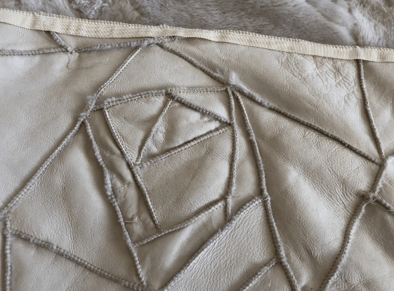 dywan narzuta zszywana beżowa